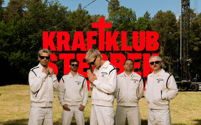 Kraftklub Konzert live c Philipp Gladsome