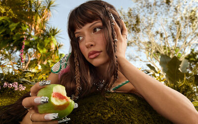 Nina Chuba c 1 Verena Knemeyer Compositing Annalena Rumler 0825